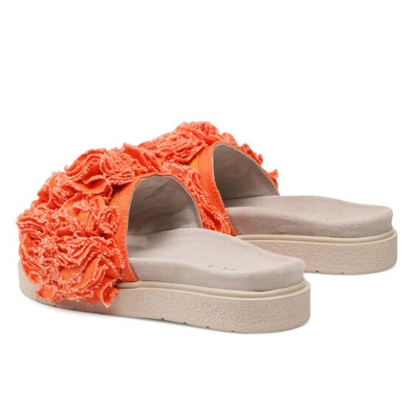 Inuikii Orange Floral Sandals - Picture 2 of 5